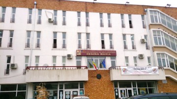 „Zâmbet pe chip de copil”, la Colegiul de Arte